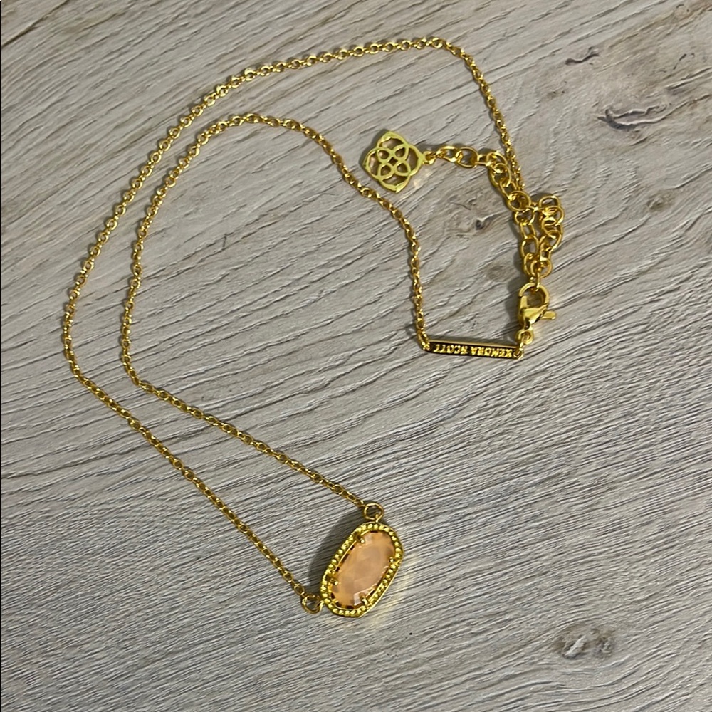 Kendra Scott Gold Chain Necklace with Peach Stone